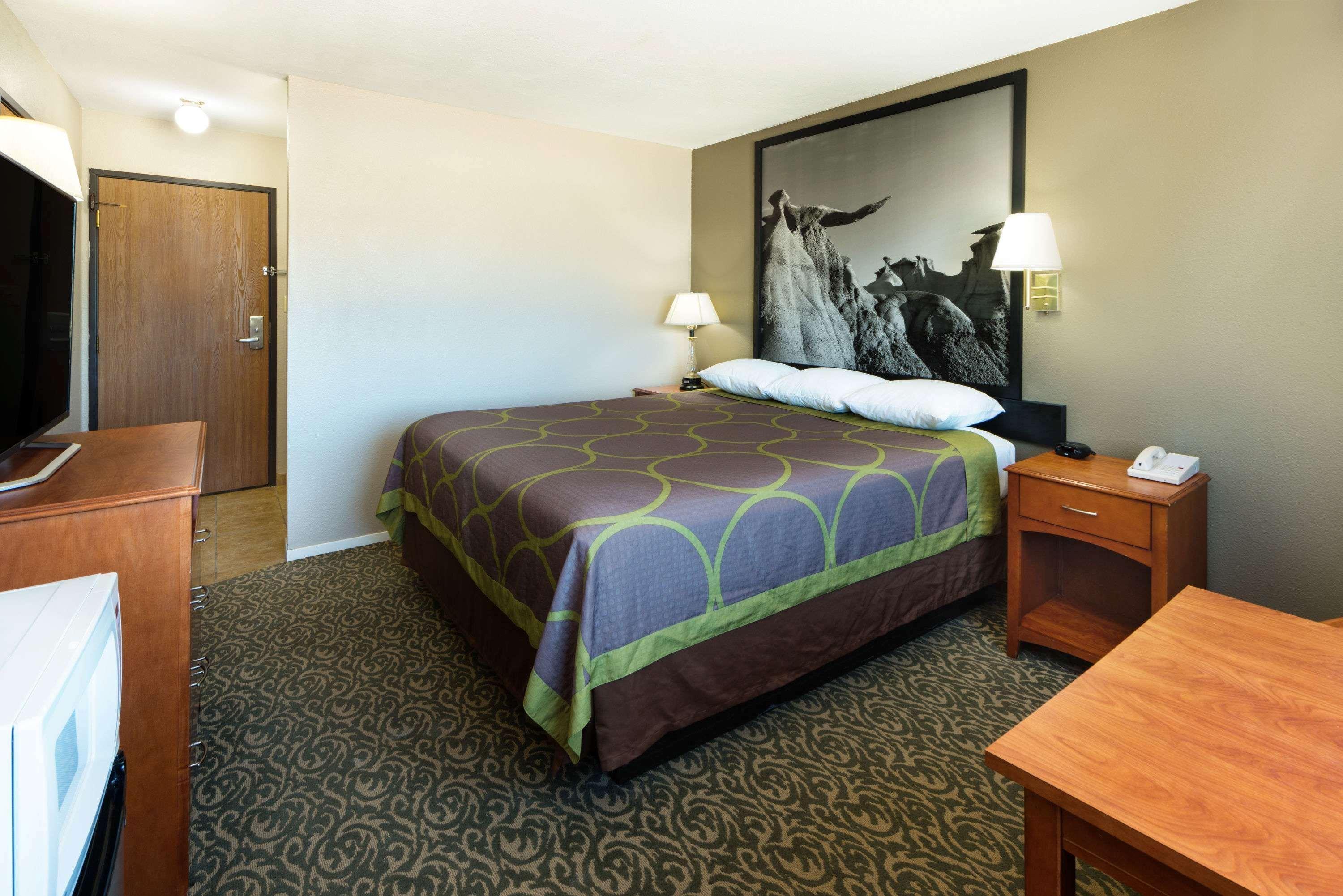 Hotel Super 8 By Wyndham Clayton Extérieur photo